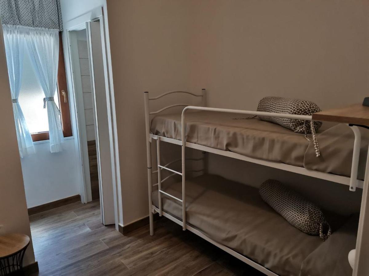 Al Centesimo Chilometro - Ristoro Del Pellegrino Hostel Montefiascone Ngoại thất bức ảnh