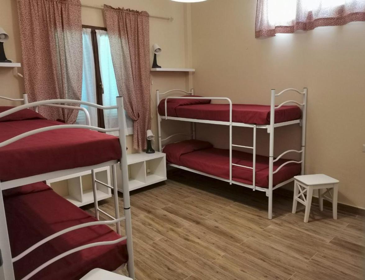 Al Centesimo Chilometro - Ristoro Del Pellegrino Hostel Montefiascone Ngoại thất bức ảnh
